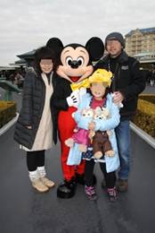 ミッキーと家族写真