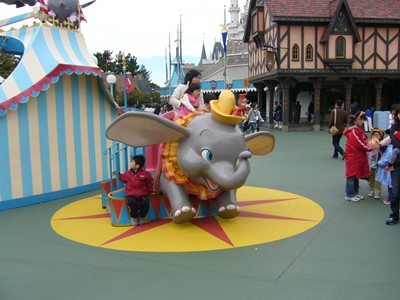 空飛ぶダンボ 東京ディズニーランド